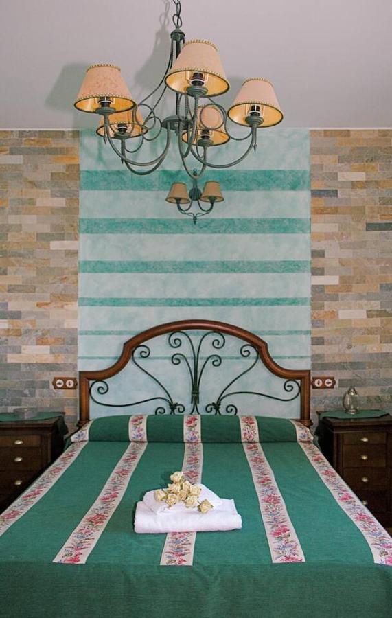 Casa Rural Cristina III San Pablo de los Montes 외부 사진